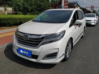Honda Elysion · 2017 год