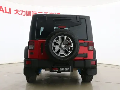 Jeep Wrangler 2016, 128000 км, за 139800 CNY - фото 12