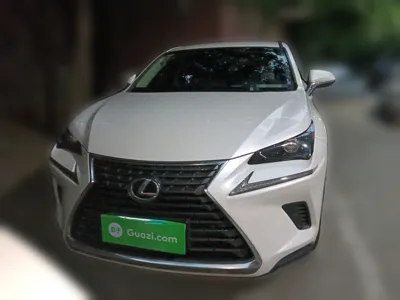 Lexus NX 2017, 98300 км, за 98298.64 CNY