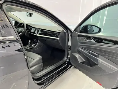 Volkswagen Passat 2023, 46000 км, за 105800 CNY - фото 18