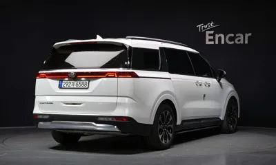 Kia Canival 2021, 66620 км, за 27000000 KRW