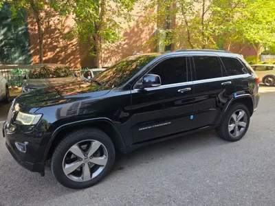 Jeep Cherokee 2015, 143503 км, за 13500000 KRW