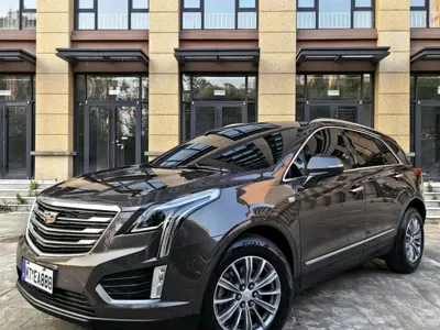 Cadillac XT5 · 2019 год