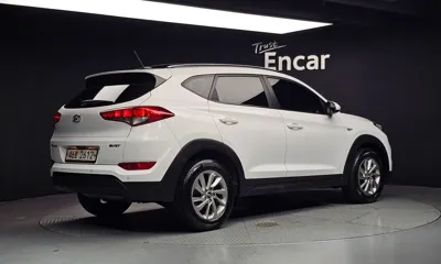 Hyundai Tucson 2016, 115377 км, за 5953.54 USD