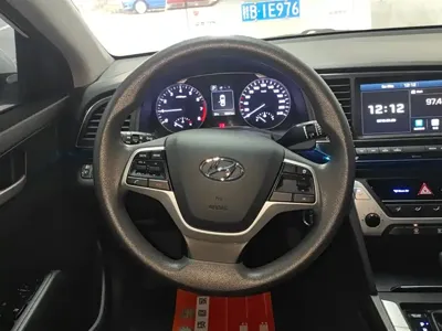 Hyundai Elantra 2017, 70300 км, за 35400 CNY - фото 15