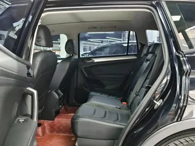 Volkswagen Tiguan L 2020, 92000 км, за 71500 CNY - фото 11