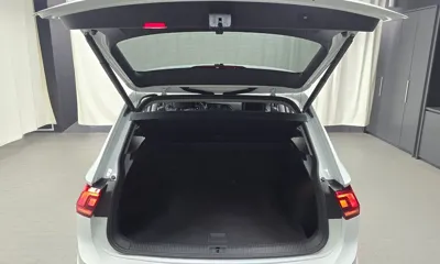 Volkswagen Tiguan 2021, 64305 км, за 28100000 KRW - фото 27