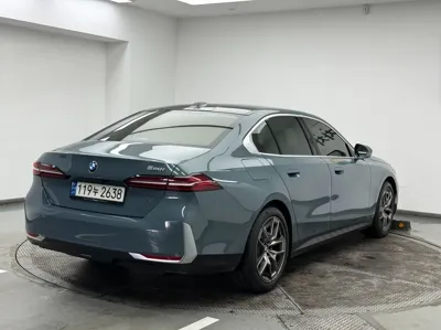 BMW 5-Series 2024, 32000 км, за 46000000 KRW