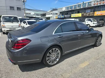 Mercedes-Benz S-Class 2018, 126000 км, за 39900000 KRW