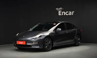Tesla Model 3 · 2022 год