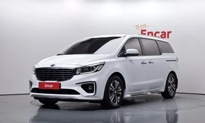Kia Canival · 2019 год