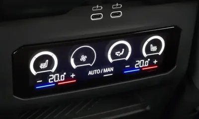 BMW 5-Series 2025, 27740 км, за 87900000 KRW - фото 8