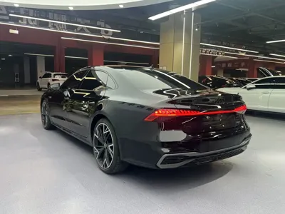 Audi A7L 2024, 28000 км, за 295800 CNY - фото 17