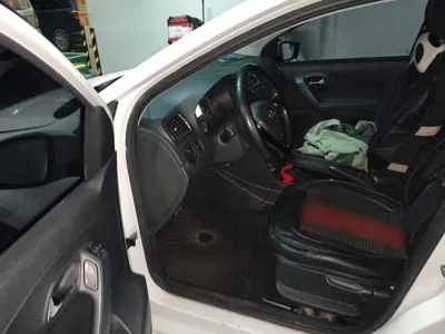 Volkswagen Polo 2016, 107600 км, за 33384.83 CNY - фото 17