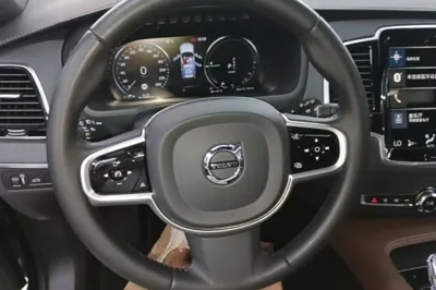 Volvo XC90 New Energy 2022, 42100 км, за 333864.76 CNY - фото 13