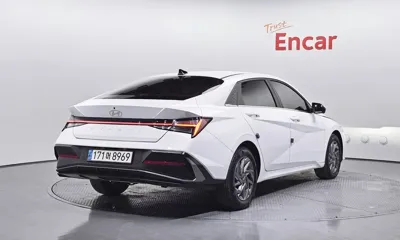 Hyundai Avante 2024, 74705 км, за 20850000 KRW