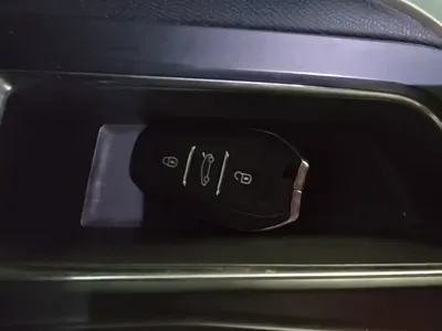 Peugeot 4008 2016, 89100 км, за 39100 CNY - фото 9