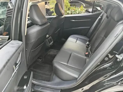 Toyota Camry 2026, 2700 км, за 122800 CNY - фото 8