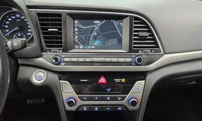 Hyundai Avante 2017, 83595 км, за 10400000 KRW - фото 14