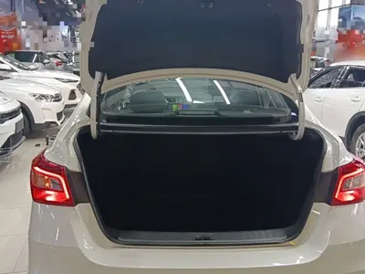 Nissan Sylphy 2025, 5900 км, за 57699 CNY - фото 19