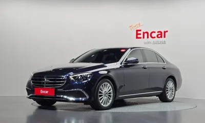 Mercedes-Benz E-Class · 2022 год