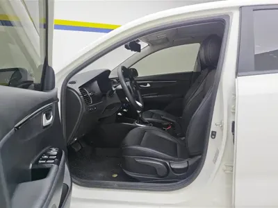 Kia K2 2017, 98400 км, за 24800 CNY - фото 9
