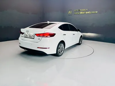 Hyundai Avante 2017, 90968 км, за 9990000 KRW