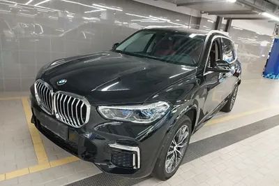 BMW X5 · 2022 год