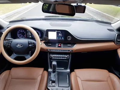 Hyundai Grandeur 2017, 112000 км, за 14900000 KRW
