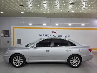 Hyundai Grandeur 2009, 103095 км, за 2900000 KRW