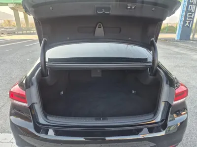 Hyundai Genesis 2016, 161000 км, за 10000000 KRW - фото 16