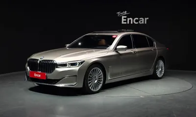 BMW 7-Series · 2020 год