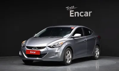 Hyundai Avante · 2013 год