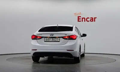 Hyundai Avante 2015, 121112 км, за 4600000 KRW