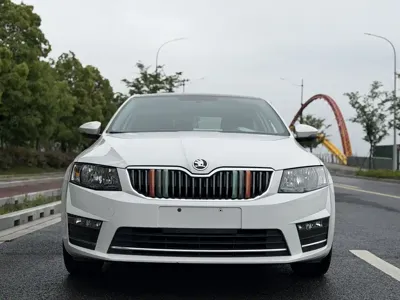Skoda Octavia 2017, 80000 км, за 28100 CNY - фото 2