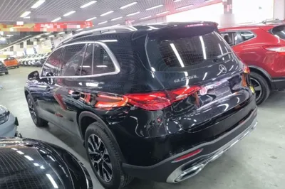 Mercedes-Benz GLC 2025, 18900 км, за 291760.28 CNY