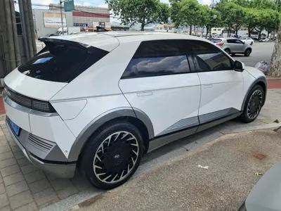 Hyundai Ioniq5 2023, 62273 км, за 28990000 KRW