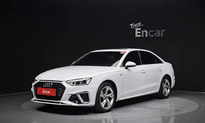 Audi A4 · 2022 год
