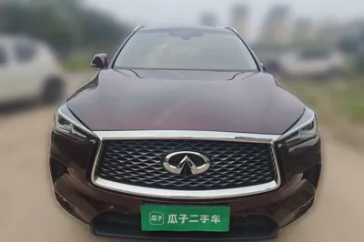Infiniti QX50 2018, 74200 км, за 86827.36 CNY