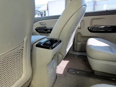 Kia Canival 2018, 157801 км, за 10500000 KRW - фото 15