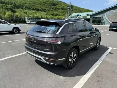 Volkswagen Tayron 2022, 37000 км, за 169800 CNY