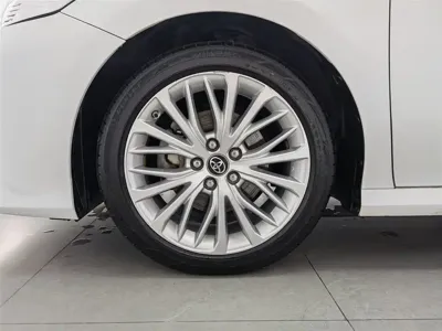 Toyota Camry 2018, 204000 км, за 56800 CNY - фото 17