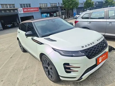 Land Rover Evoque 2023, 30000 км, за 146000 CNY