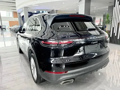 Porsche Cayenne 2018, 66000 км, за 290100 CNY - фото 10