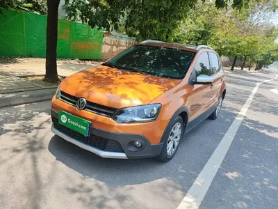 Volkswagen Polo · 2015 год