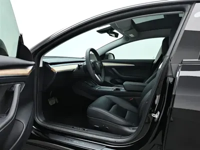 Tesla Model 3 2022, 26200 км, за 146800 CNY - фото 11