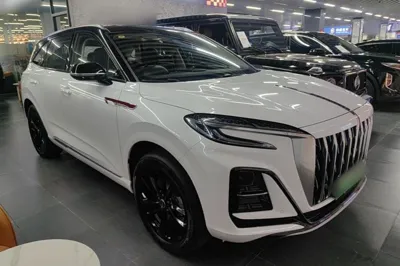 Hongqi HS3 PHEV 2025, 5300 км, за 107693.06 CNY