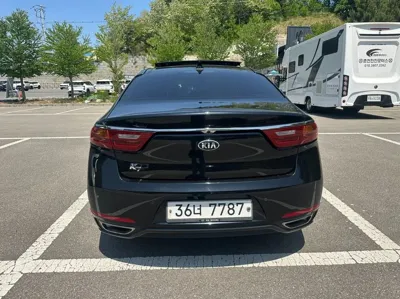 Kia K7 2017, 102631 км, за 12500000 KRW