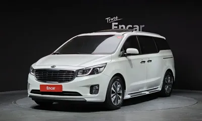 Kia Canival · 2015 год