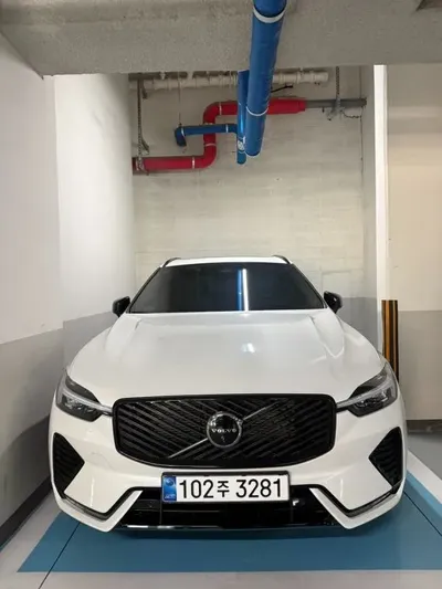 Volvo XC60 2026, 9700 км, за 66700000 KRW